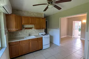 1029 SW 22nd St, Fort Lauderdale, FL 33315 - Photo 15