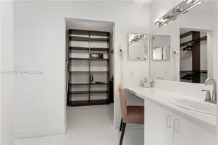 19555 E Country Club Dr, Aventura, FL 33180 - Photo 19