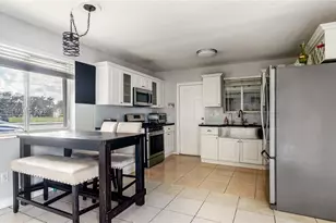 7861 Sheridan St, Hollywood, FL 33024 - Photo 5