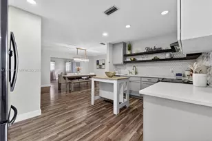 141 Eider Ct, Royal Palm Beach, FL 33411 - Photo 9