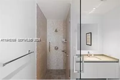 68 SE 6th St #1209, Miami, FL 33131 - Photo 13
