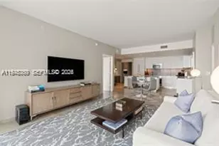 68 SE 6th St, Miami, FL 33131 - Photo 11