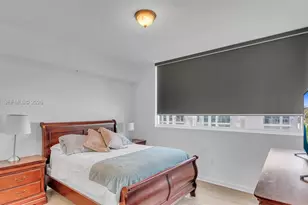 253 NE 2nd St, Miami, FL 33132 - Photo 19