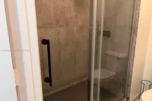 933 NE 191st St, Miami, FL 33179 - Photo 23