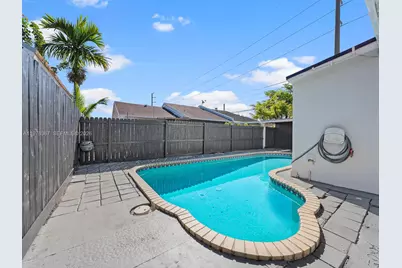 7121 SW 102nd Ct, Miami, FL 33173 - Photo 27
