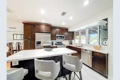 2913 Dolphin Dr, Miramar, FL 33025 - Photo 5