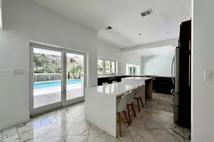 4934 NW 94th Doral Pl, Doral, FL 33178 - Photo 11