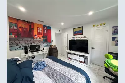 4934 NW 94th Doral Pl, Doral, FL 33178 - Photo 11