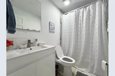 4934 NW 94th Doral Pl, Doral, FL 33178 - Photo 9