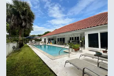 4934 NW 94th Doral Pl, Doral, FL 33178 - Photo 3