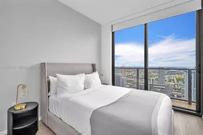 398 NE 5th St #PH 4701, Miami, FL 33132 - Photo 21