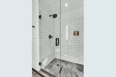 398 NE 5th St #PH 4701, Miami, FL 33132 - Photo 33