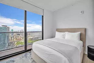 398 NE 5th St, Miami, FL 33132 - Photo 7