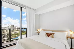 398 NE 5th St, Miami, FL 33132 - Photo 1