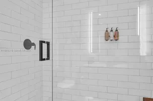 398 NE 5th St, Miami, FL 33132 - Photo 29