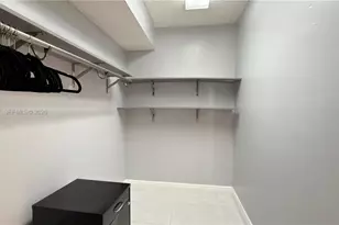 12500 SW 5th Ct, Pembroke Pines, FL 33027 - Photo 7