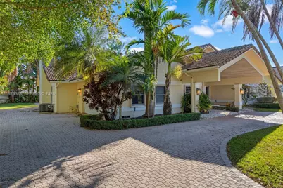 9930 SW 145th St, Miami, FL 33176 - Photo 3