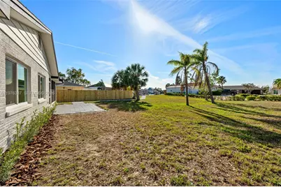 105 12th St SW, Other City - In The State Of Florida, FL 33570 - Photo 53
