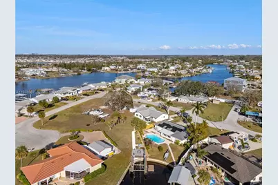 105 12th St SW, Other City - In The State Of Florida, FL 33570 - Photo 75