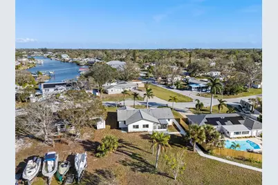 105 12th St SW, Other City - In The State Of Florida, FL 33570 - Photo 65