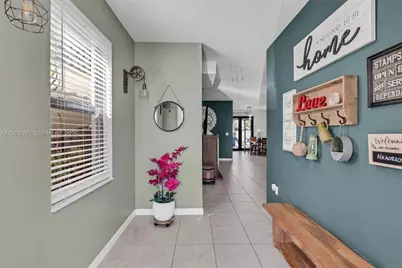 3747 NE 1st St, Homestead, FL 33033 - Photo 11