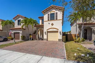 3747 NE 1st St, Homestead, FL 33033 - Photo 1