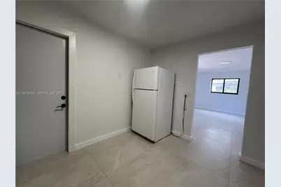 963 NW 5th St #3, Miami, FL 33128 - Photo 5