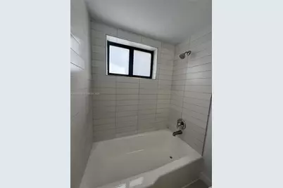 963 NW 5th St #3, Miami, FL 33128 - Photo 7