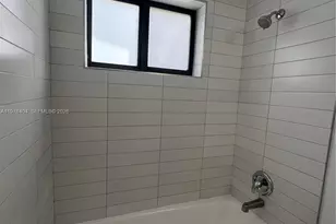 963 NW 5th St, Miami, FL 33128 - Photo 7