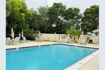 203 N Moccasin Trl N, Jupiter, FL 33458 - Photo 23