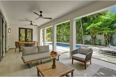 5735 N Bay Rd, Miami Beach, FL 33140 - Photo 39