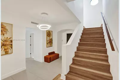 5735 N Bay Rd, Miami Beach, FL 33140 - Photo 15