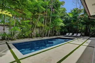 5735 N Bay Rd, Miami Beach, FL 33140 - Photo 69