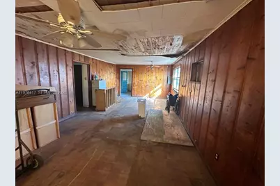 640 Palm Beach Rd, South Bay, FL 33493 - Photo 19