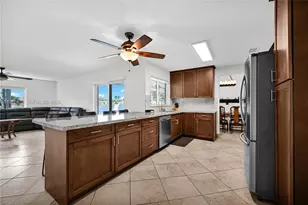 5081 SW 119th Ave, Cooper City, FL 33330 - Photo 7