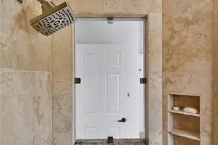 1008 Highland Meadows Dr, Weston, FL 33327 - Photo 41