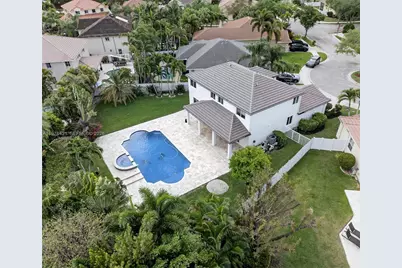 1008 Highland Meadows Dr, Weston, FL 33327 - Photo 5