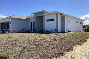1120 NE 32nd Ln, Cape Coral, FL 33990 - Photo 15