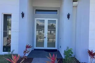 1120 NE 32nd Ln, Cape Coral, FL 33990 - Photo 9