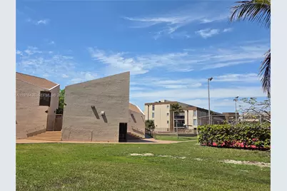 506 NW 87th Ave #112, Miami, FL 33172 - Photo 9