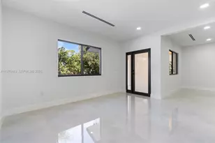 4800 SW 61st Ave, Davie, FL 33314 - Photo 13