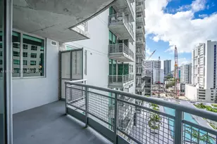 690 SW 1st Ct, Miami, FL 33130 - Photo 9