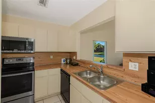 840 SW 120th Way, Davie, FL 33325 - Photo 11