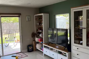 20125 SW 106th Ave, Cutler Bay, FL 33189 - Photo 9