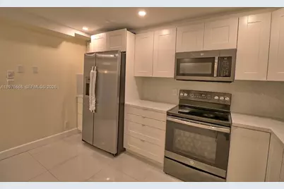 16500 Golf Club Rd #205, Weston, FL 33326 - Photo 9