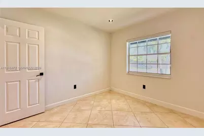 21020 NE 18th Ct, Miami, FL 33179 - Photo 1