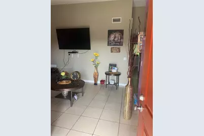 300 Nottingham Cir #J, Greenacres, FL 33463 - Photo 5