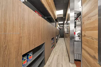 7293 NW 36St, Miami, FL 33166 - Photo 9