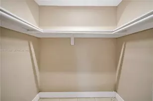 592 NE 150th St, Miami, FL 33161 - Photo 17