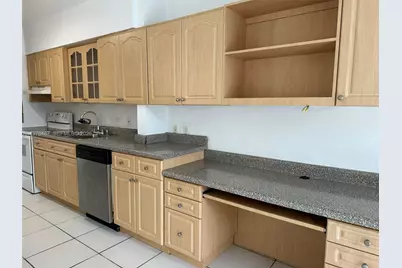 10210 Collins Ave #107, Bal Harbour, FL 33154 - Photo 5